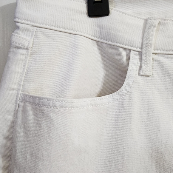 NWT Old Navy High Rise Wow Wide Leg White Jeans Size 18 Women’s Denim - Picture 9 of 16